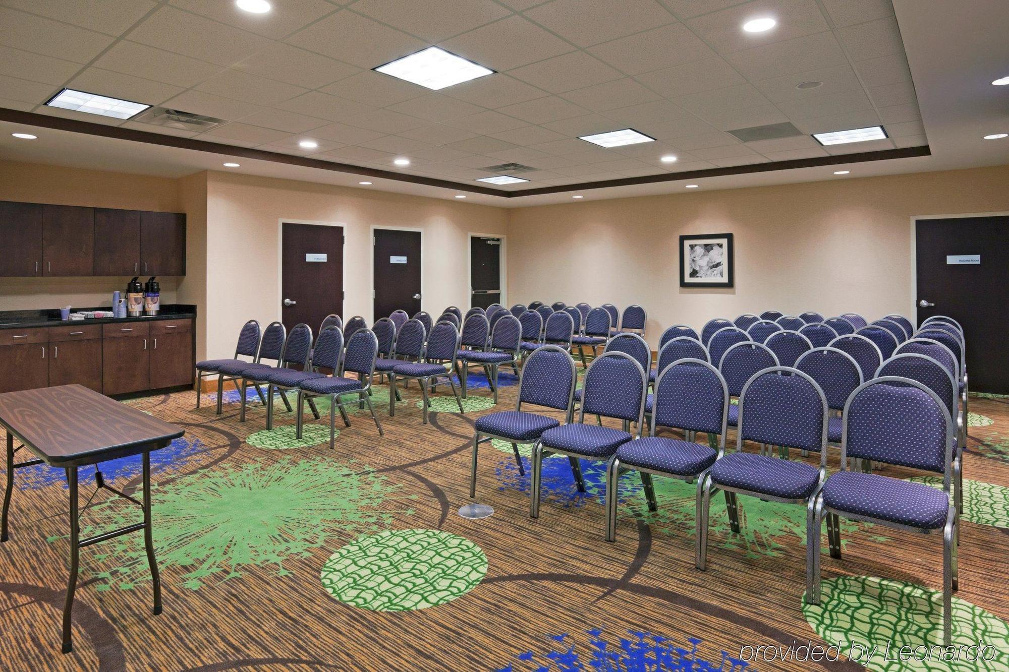 Holiday Inn Express Columbia By Ihg Съоръжения снимка