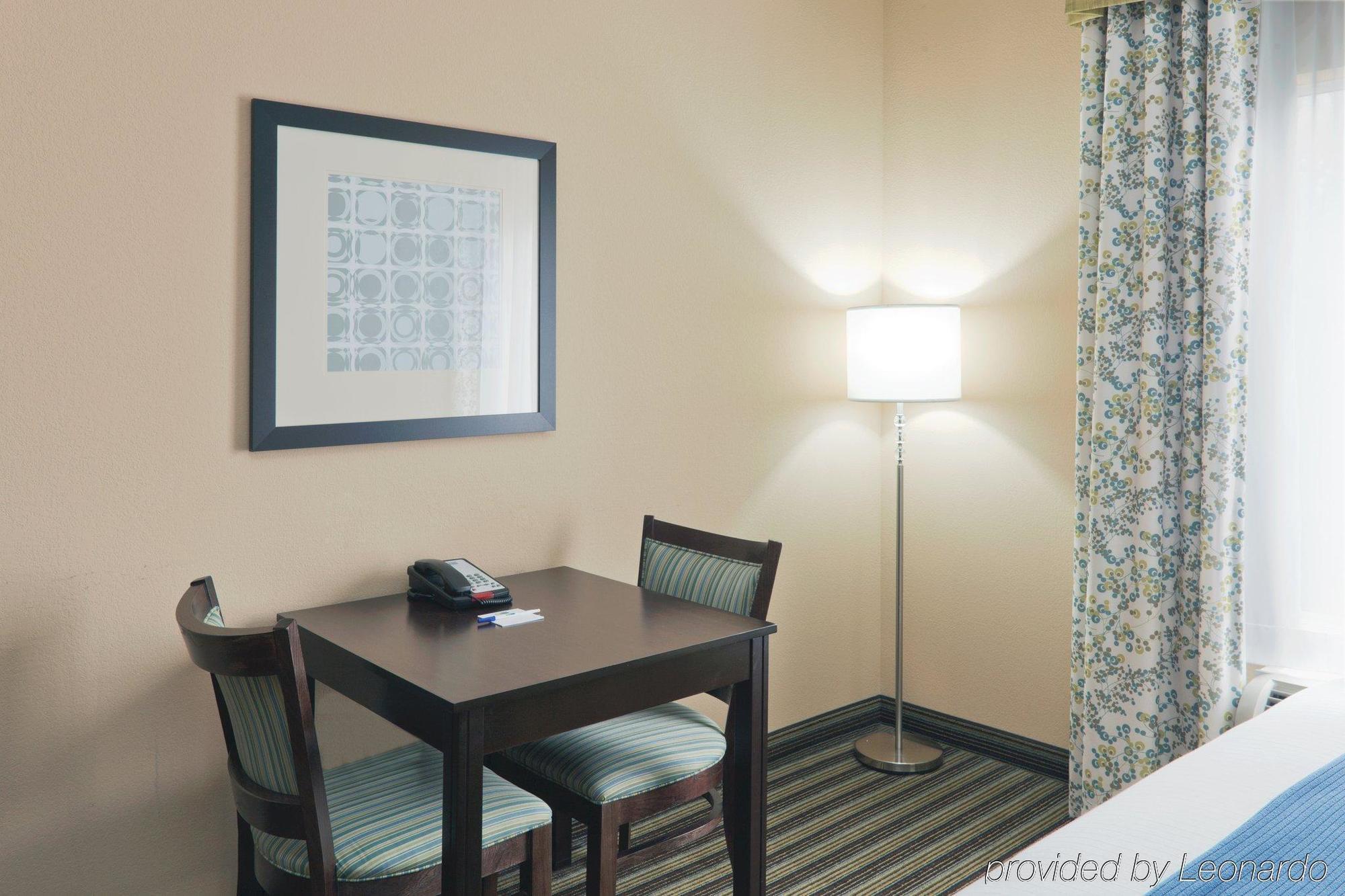 Holiday Inn Express Columbia By Ihg Стая снимка