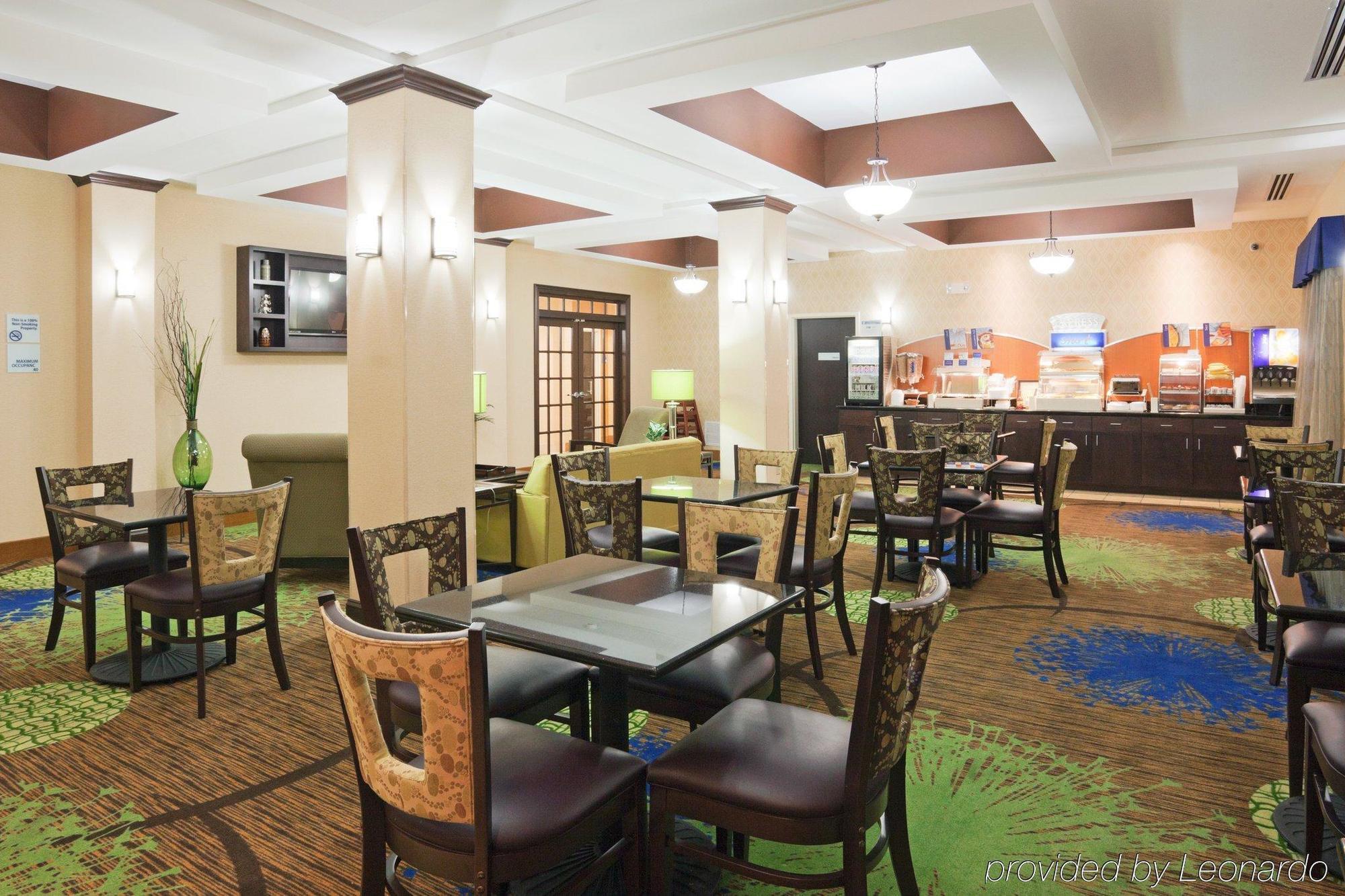 Holiday Inn Express Columbia By Ihg Ресторант снимка